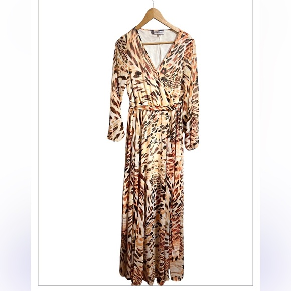 JLO long dress with slits and leopard print, Sz M Leopard Print Maxi Dress - Picture 3 of 9